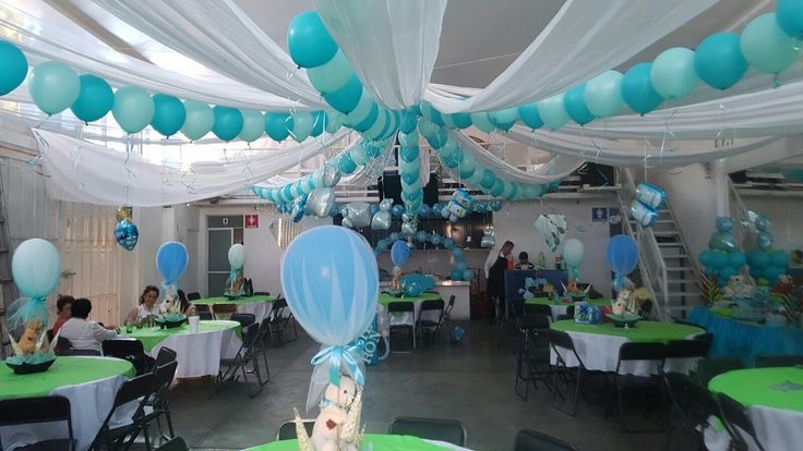 Evento con globos color turquesa